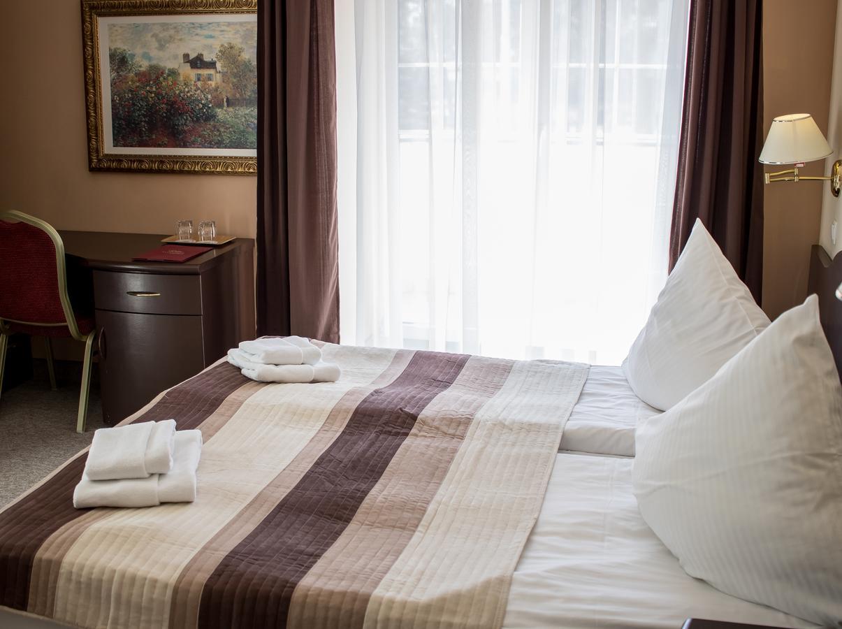 Willa Alexander Resort & Spa - Caloroczny Kryty Basen Mielno  Extérieur photo